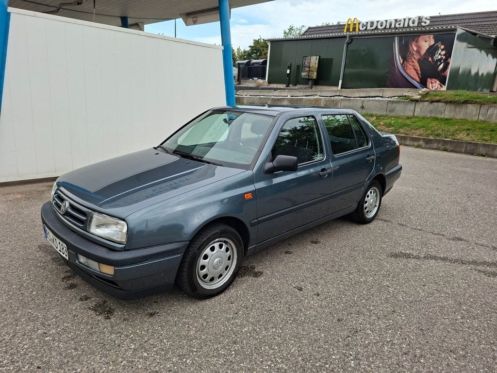 Bild des Angebotes Volkswagen Vento 1.8 GLX GLX