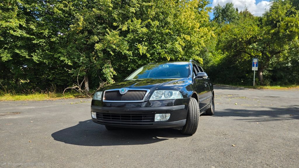 Bild des Angebotes Skoda Octavia Combi 1.6 Benzin