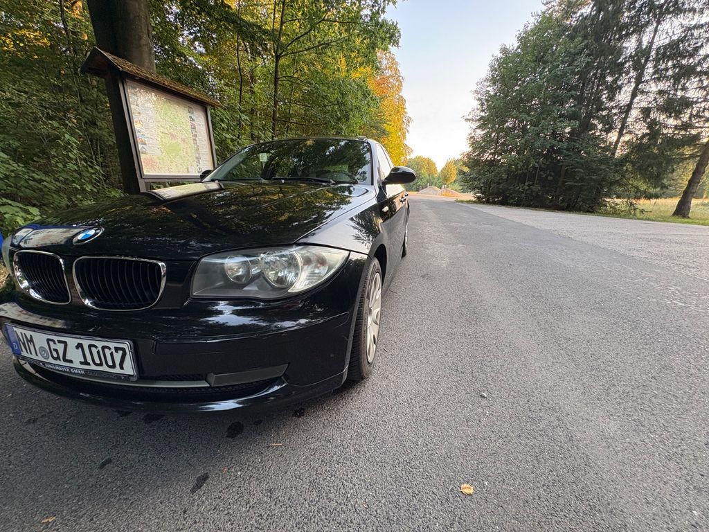 Bild des Angebotes BMW 118i Edition Lifestyle Edition Lifestyle