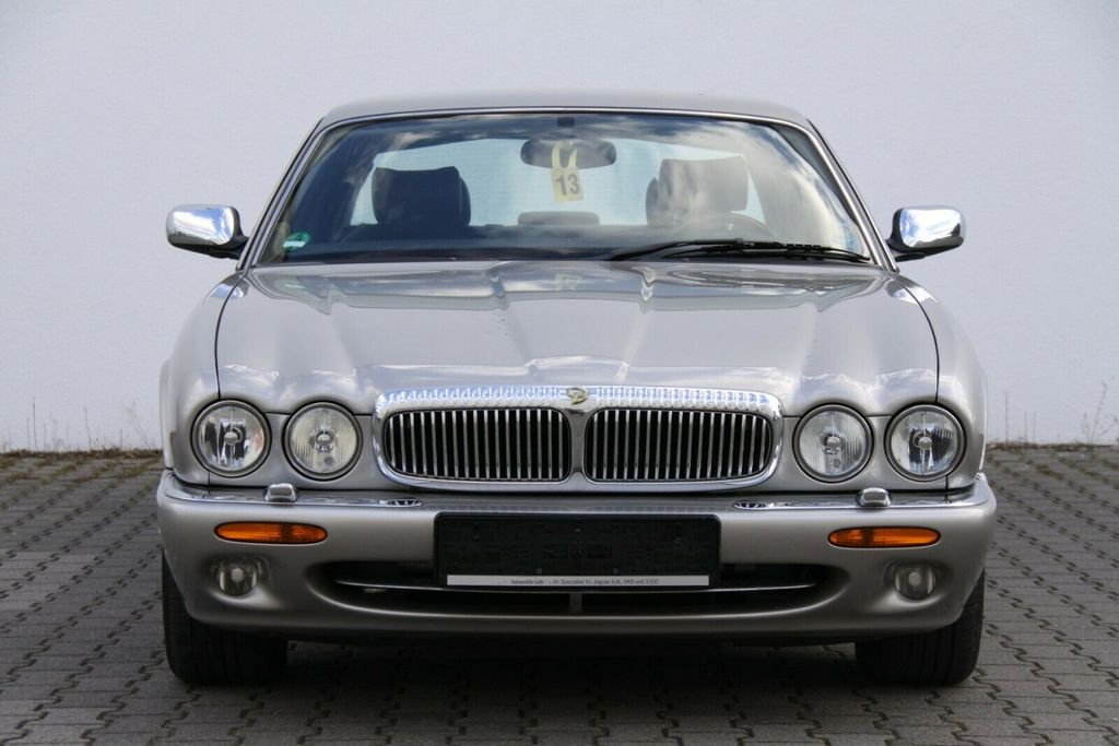 Bild des Angebotes Jaguar Daimler V8 Langversion 3 Jahre Garantie