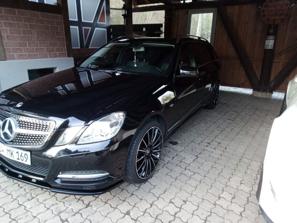 Bild des Angebotes Mercedes-Benz E Klasse Kombi W212 AMG Optik, Tüv neu