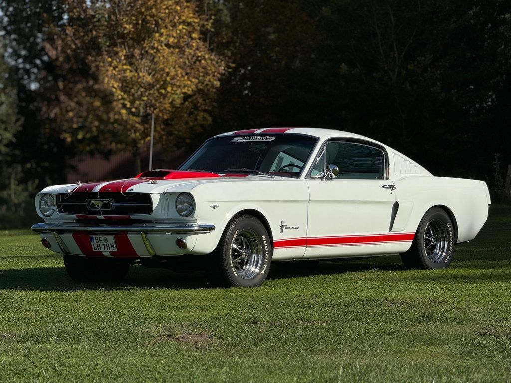 Ford Mustang Fastback 4,7 V8 2+2 Fastback Pony
