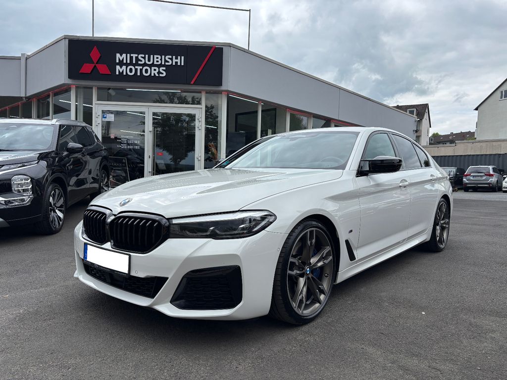Bild des Angebotes BMW M550 5 Limousine M550 i xDrive ACC/HUD/Massage