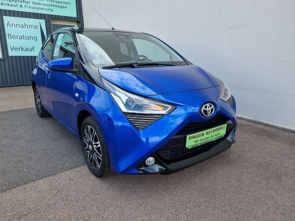 Bild des Angebotes Toyota AYGO x-clusiv 5-TÜR *1.HD, CAM, CHECKH.,ALU, SHZ
