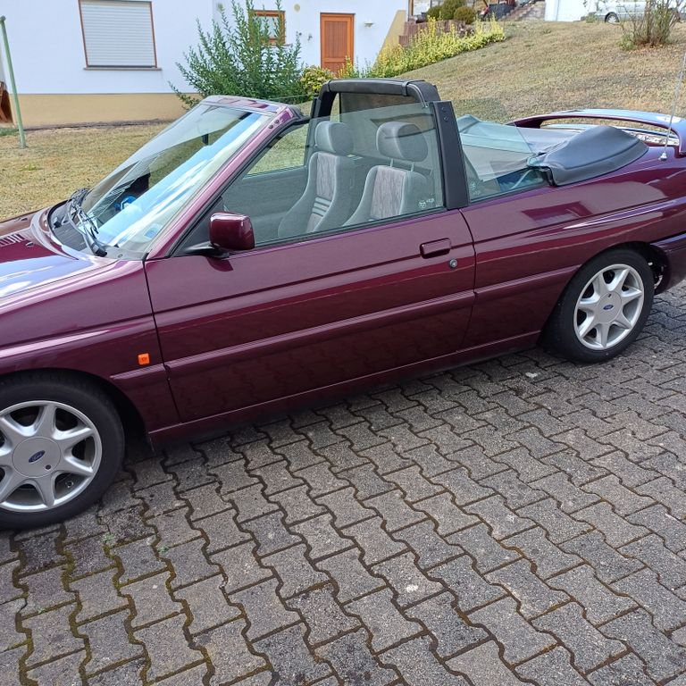 Bild des Angebotes Ford Escort 1.8 16V XR3i Caprio H Gutachten