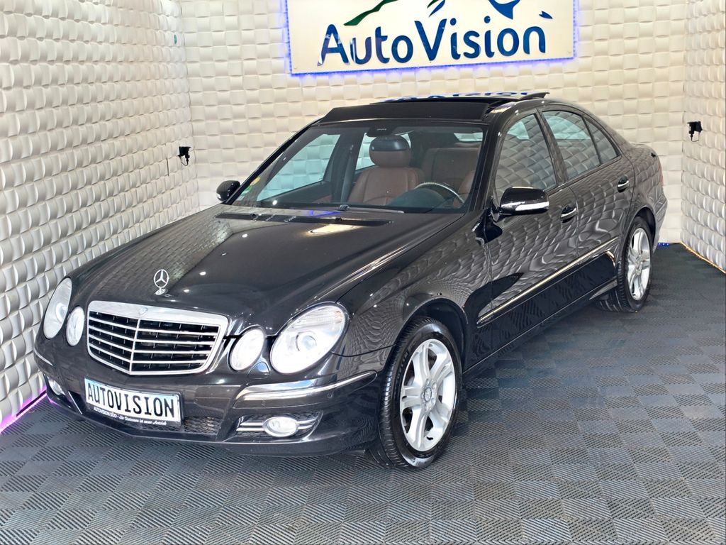 Bild des Angebotes Mercedes-Benz E 300 Limousine BlueTec*Panorama*Zimtbraun Leder