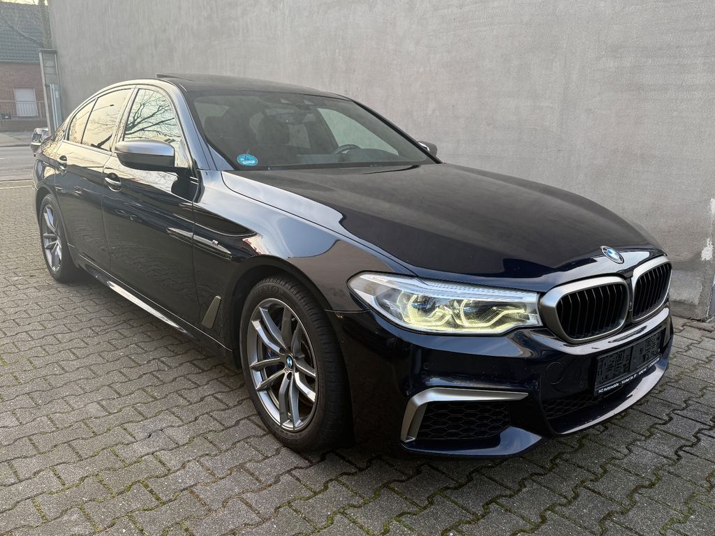 Bild des Angebotes BMW M550 d xDrive Lim,Leser-Licht,Sciebedach,Kamera