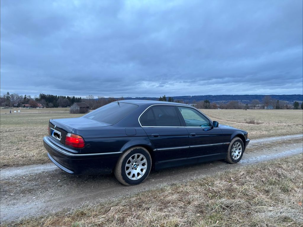 Bild des Angebotes BMW 728i A - LPG