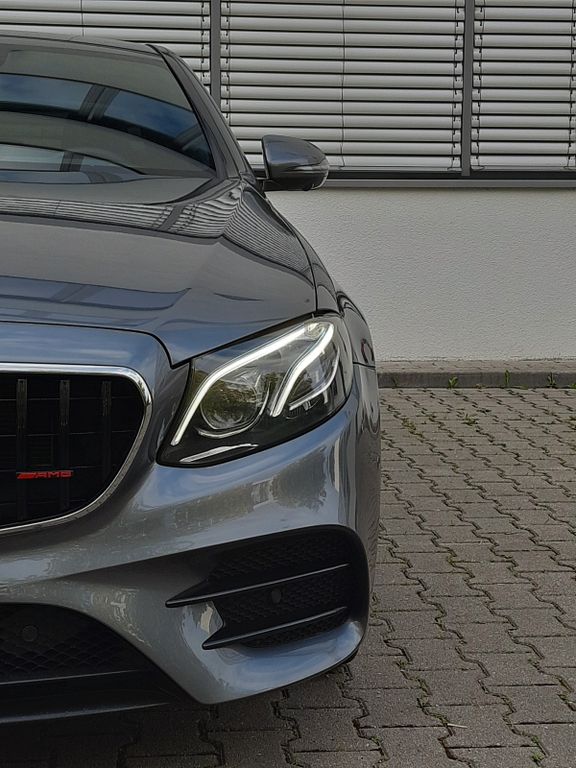 Bild des Angebotes Mercedes-Benz E 350d Limo/3xAMG-Line/LED/63s Paket/360°/DigiC