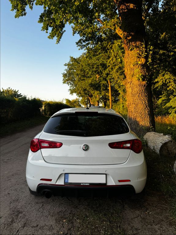 Bild des Angebotes Alfa Romeo Giulietta 1.4 TB 16V MultiAir 110 kW Super Super