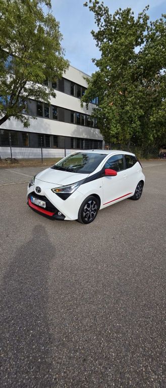 Bild des Angebotes Toyota Aygo (X) 1,0-l-VVT-i x-clusiv x-clusiv