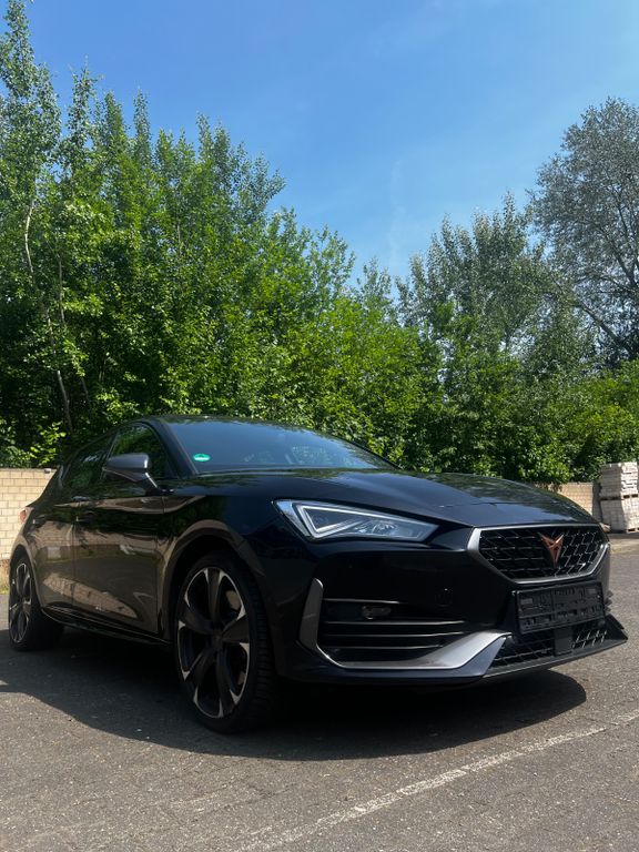 Bild des Angebotes Cupra Leon 1.4 e-HYBRID 180kW VZ DSG VZ