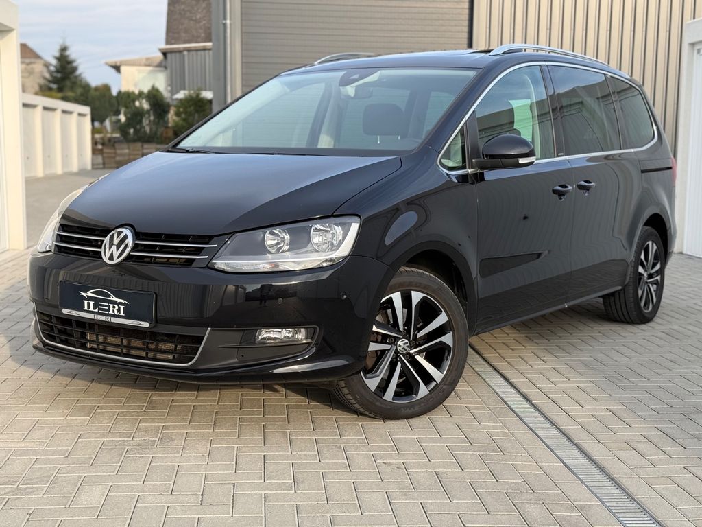 Bild des Angebotes Volkswagen Sharan United*ACC*PANO*AHK*7.SITZER*KAMERA*LED