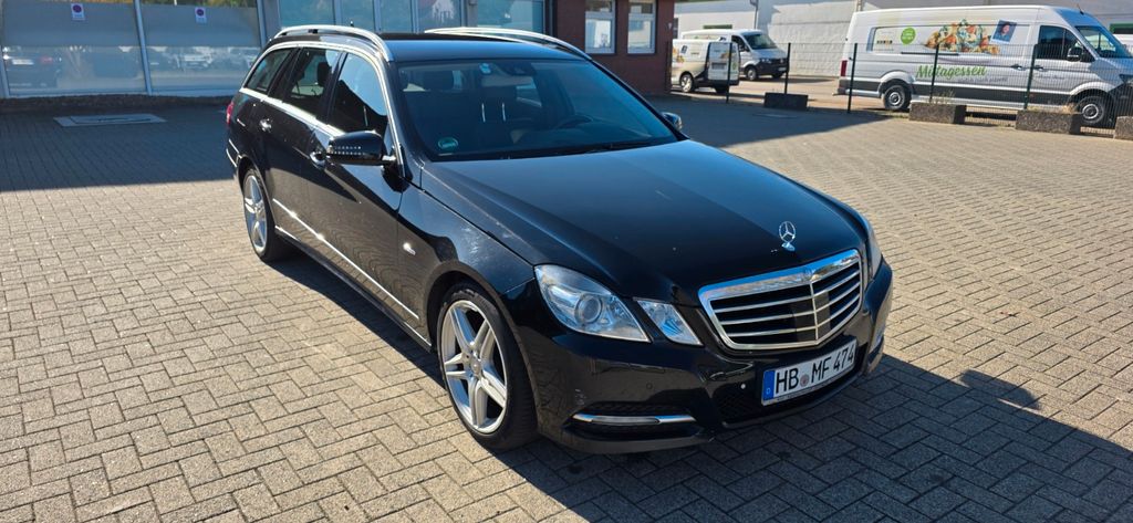 Bild des Angebotes Mercedes-Benz E250 CDI Avantgarde T-Modell