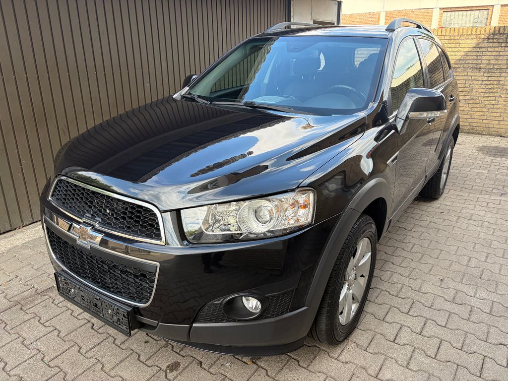 Bild des Angebotes Chevrolet Captiva 2.2 D LT 2WD.7.Sitzer.Teilleder.Navi.AHK