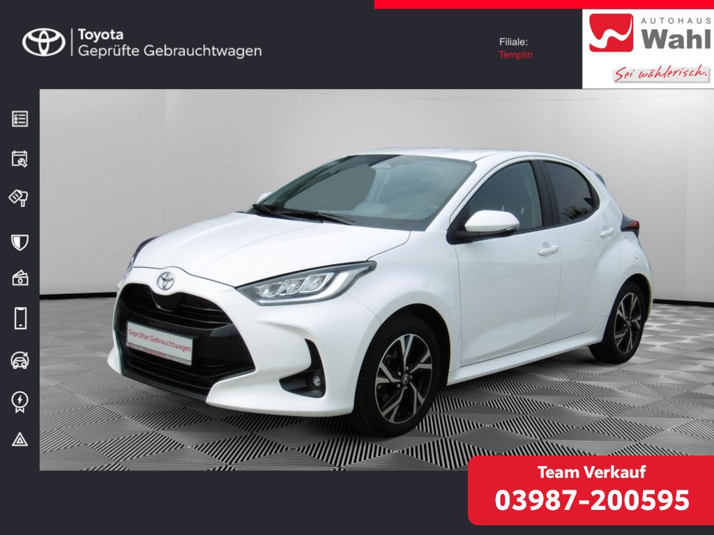 Bild des Angebotes Toyota Yaris 1.5 Hybrid Team Deutschland