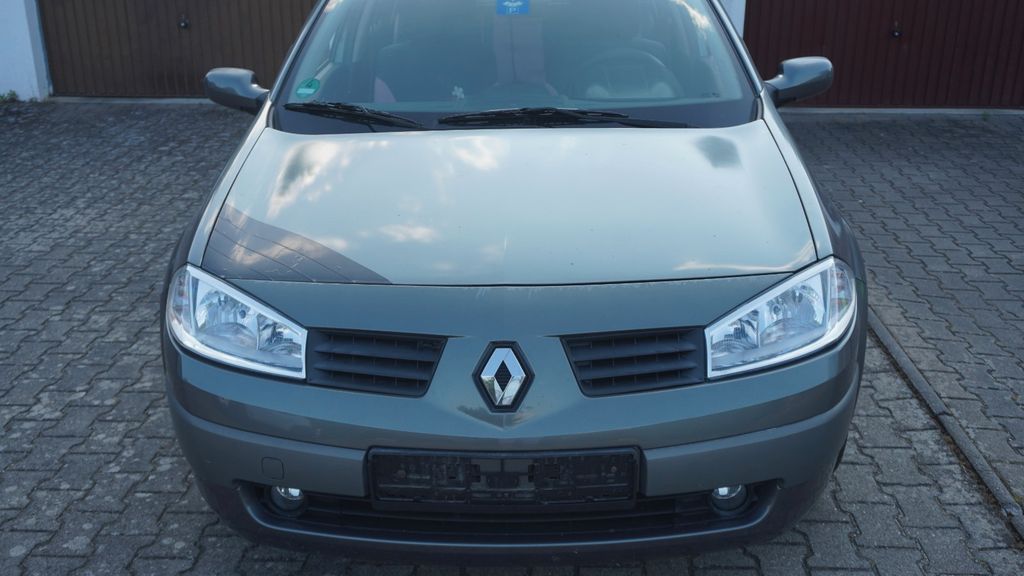 Bild des Angebotes Renault Megane Confort Privilege 1.6 16V Confort Pri...