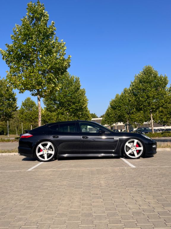 Bild des Angebotes Porsche Panamera 4S S