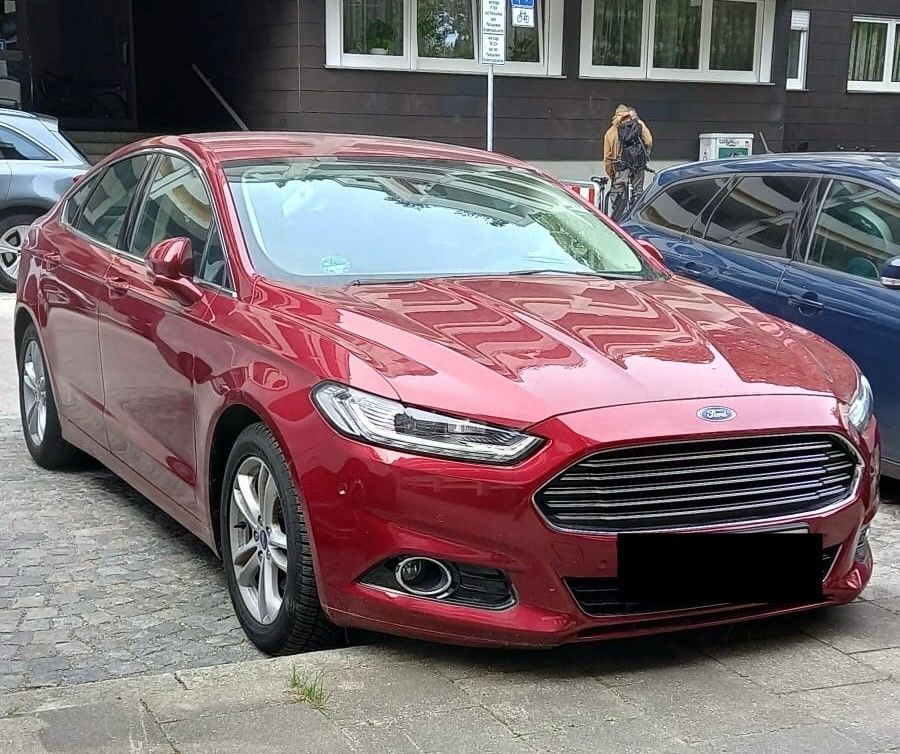 Bild des Angebotes Ford Mondeo 2,0 EcoBoost 149kW Titanium Automatik...