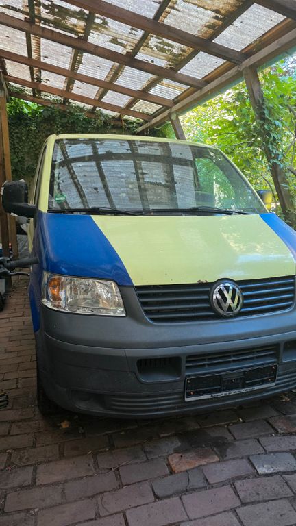 Bild des Angebotes Volkswagen T5 Caravelle/Ehemaliger Krankentransport
