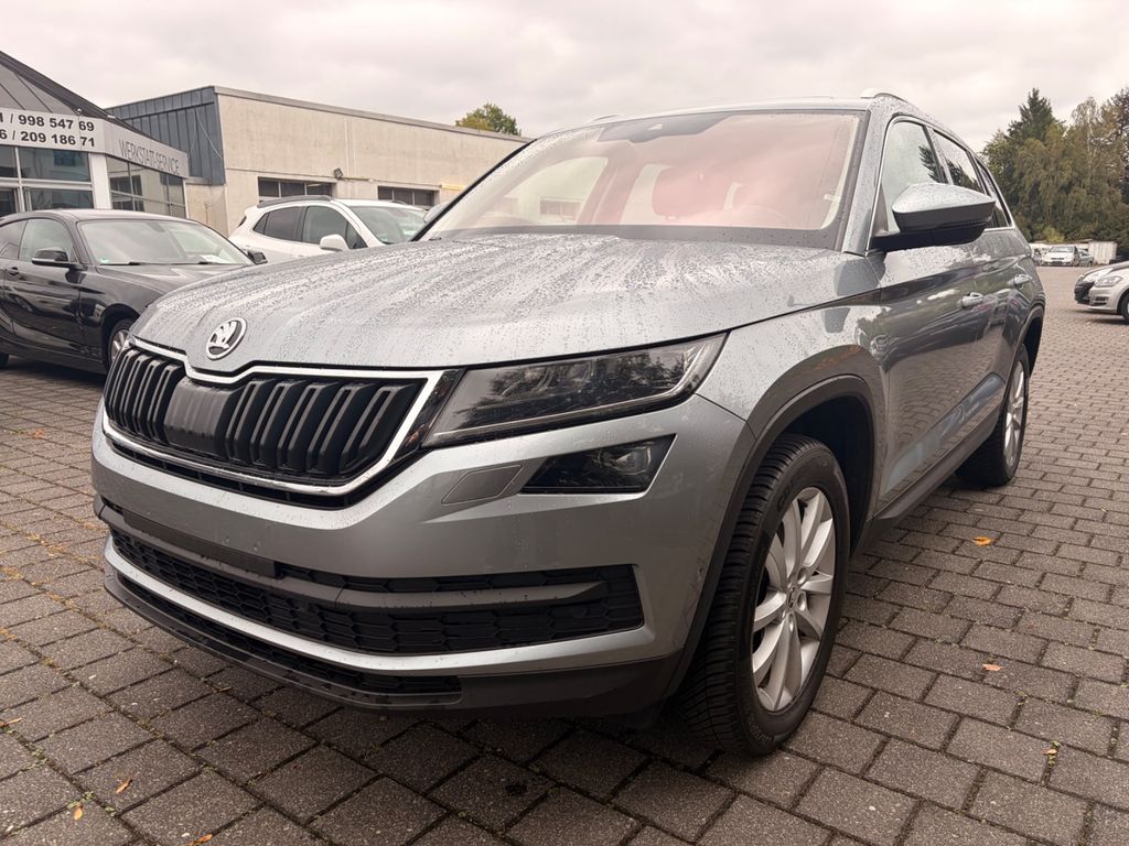 Bild des Angebotes Skoda Style/ PANORAMA /AUTOMATIK / 7 SITZER/ AHK