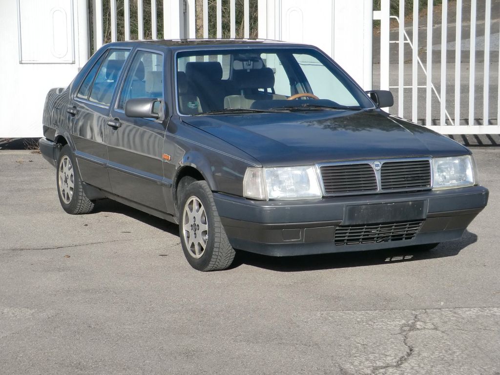 Lancia Thema 71000km H-Kennzeichen gute Ausstattung