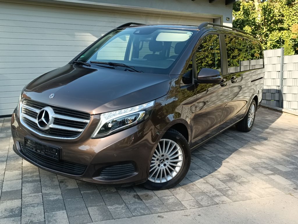 Bild des Angebotes Mercedes-Benz V 220 CDI Automatik LED Kamera Navi 7 Sitze