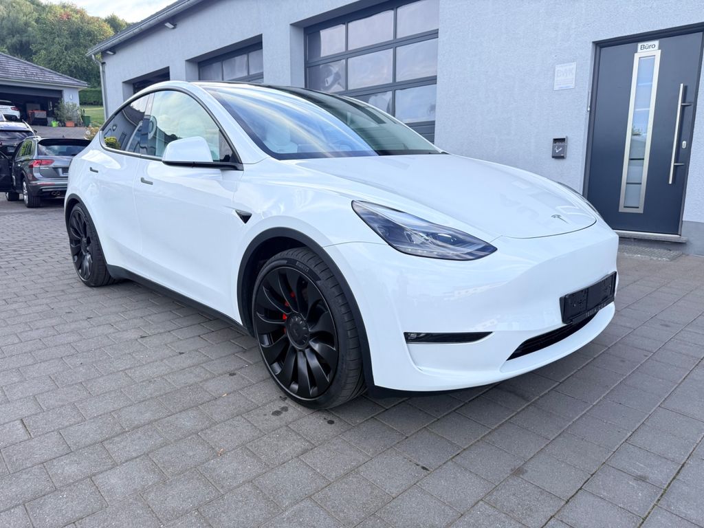 Bild des Angebotes Tesla Model Y Performance | white inside | RYZEN | AHK
