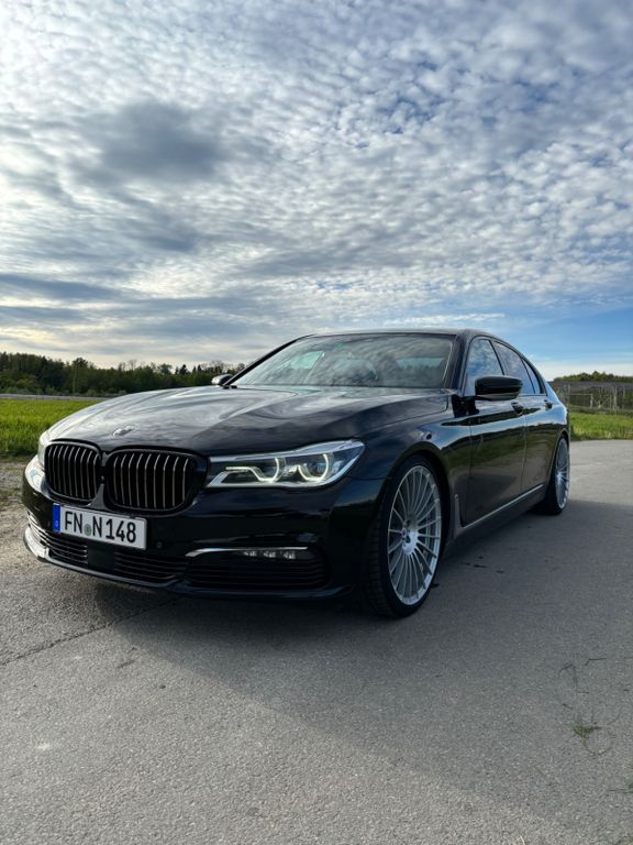 Bild des Angebotes BMW 740i -