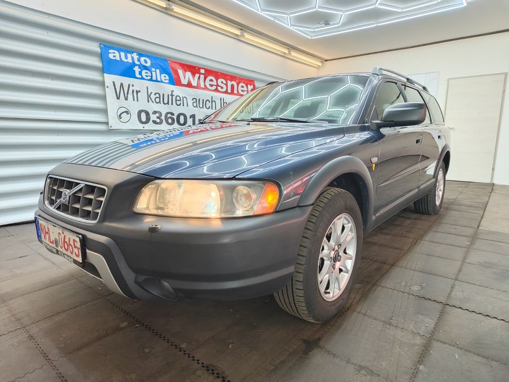 Volvo XC70 D5 AWD Momentum STHZG Leder