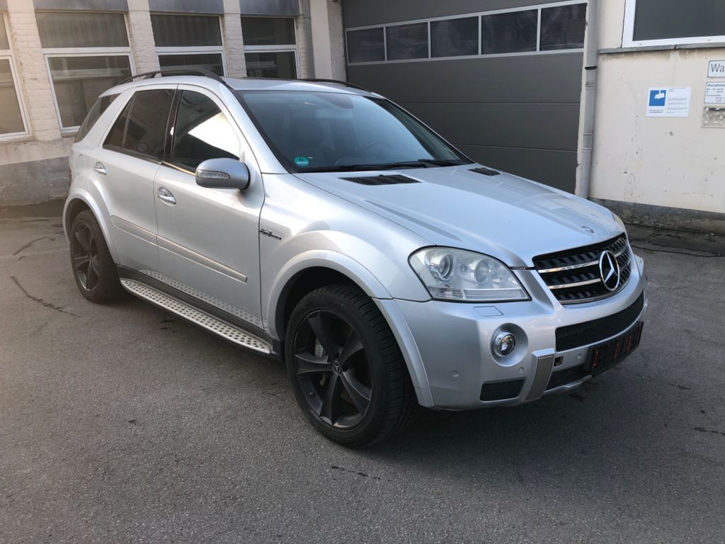 Bild des Angebotes Mercedes-Benz ML 63 AMG 4MATIC AMG