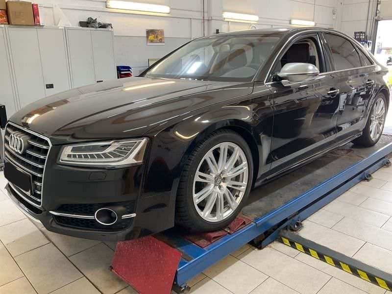 Bild des Angebotes Audi S8 4.0TFSi MATRIX/ACC/eGSD/StHz/360/EXCL/KERAMIK