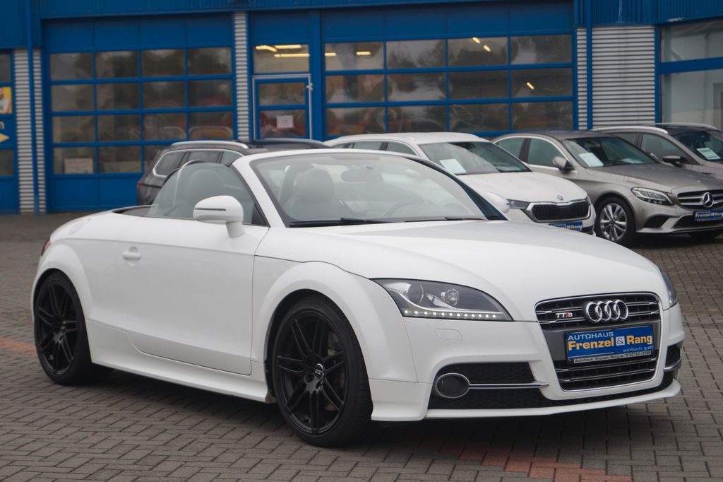 Audi 2.0 TFSI TTS Roadster quattro *PDC*Navi*SHZ*GRA*