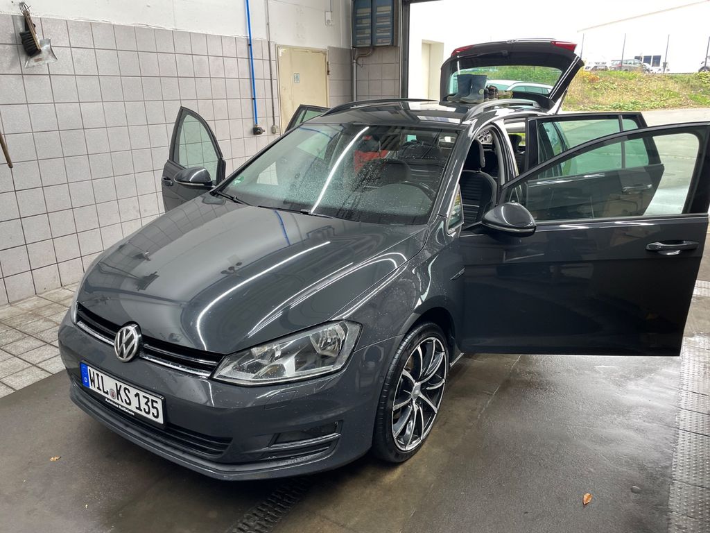 Bild des Angebotes Volkswagen Golf 1.6 BlueTDI CUP Variant CUP