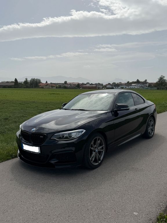 Bild des Angebotes BMW M235i xDrive Steptronic Coupé -