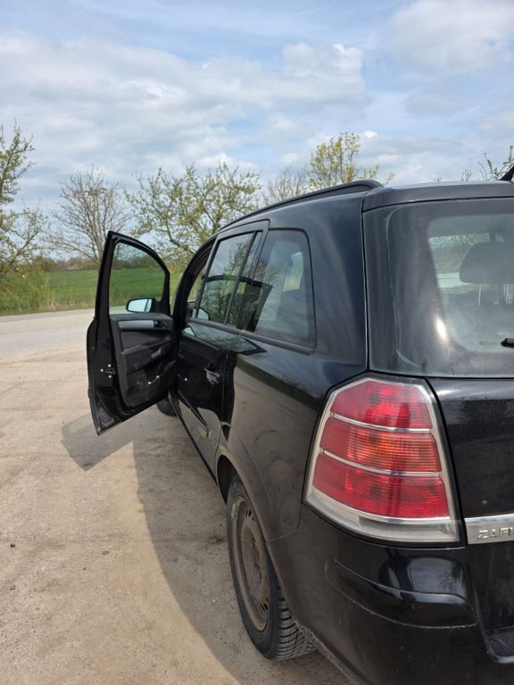 Bild des Angebotes Opel Zafira b , 2007 , 320000km