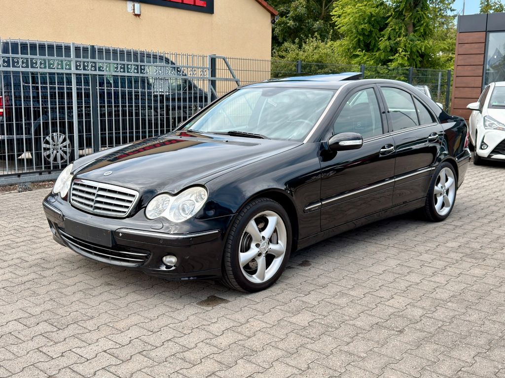 Bild des Angebotes Mercedes-Benz C 320 Limo Automatik Sportpaket Comand XENON TÜV