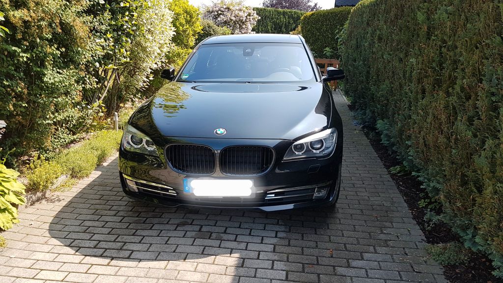 Bild des Angebotes BMW 750d xDrive