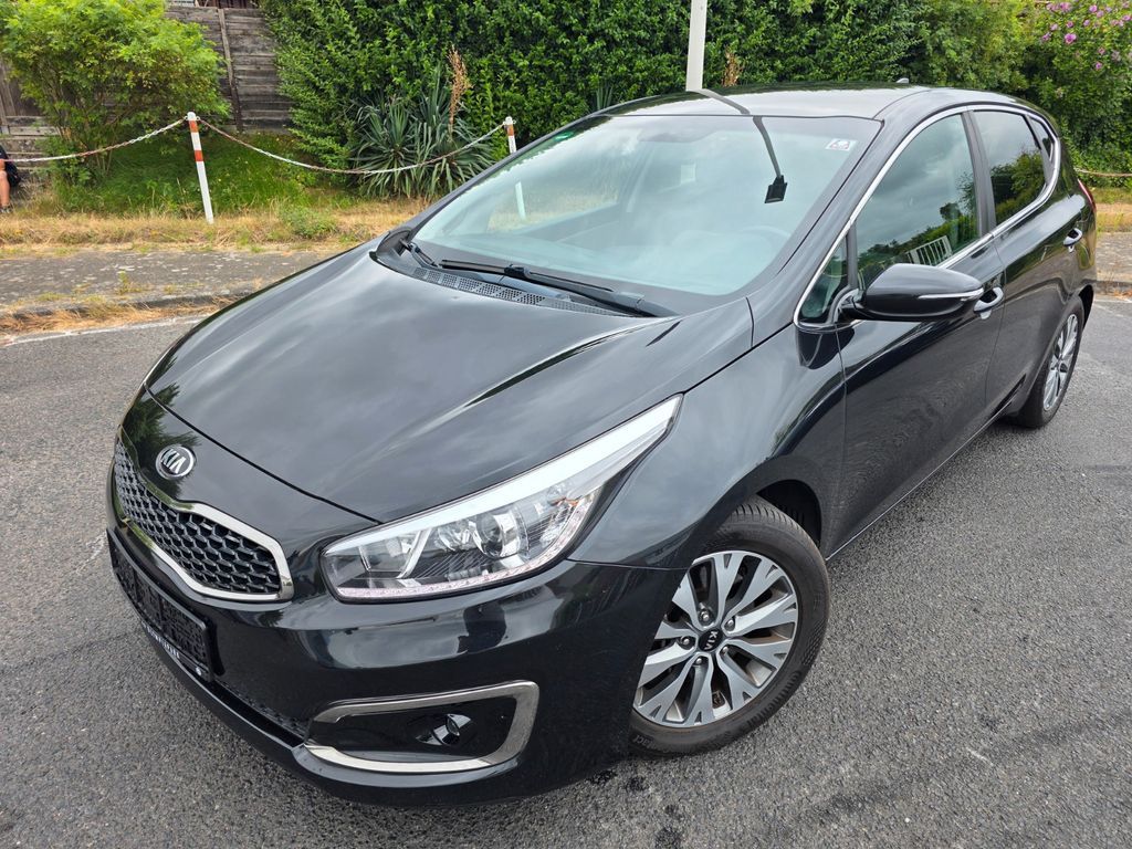 Bild des Angebotes Kia Ceed 1.6 CRDi DynamicLine Euro6