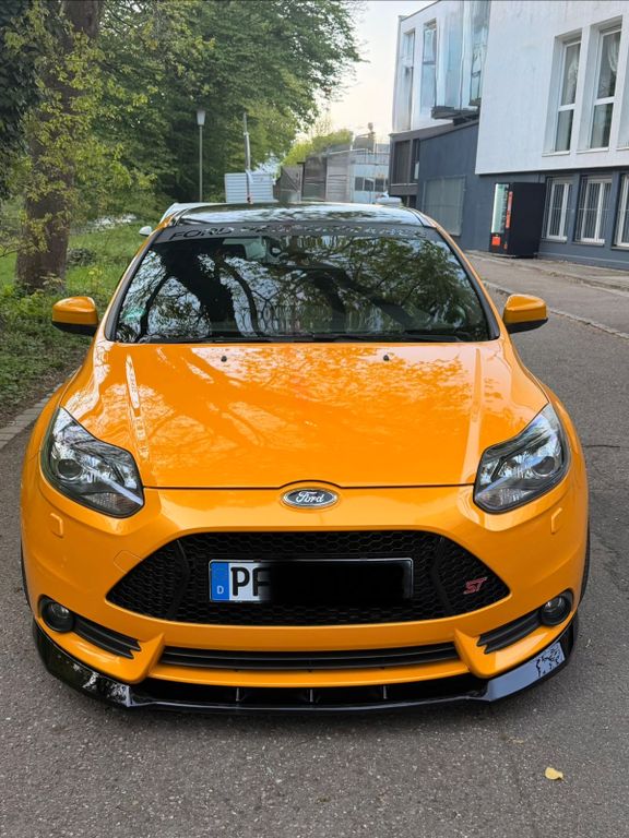 Bild des Angebotes Ford Focus ST 250 PS | TÜV 05/2028 | CarPlay/Android