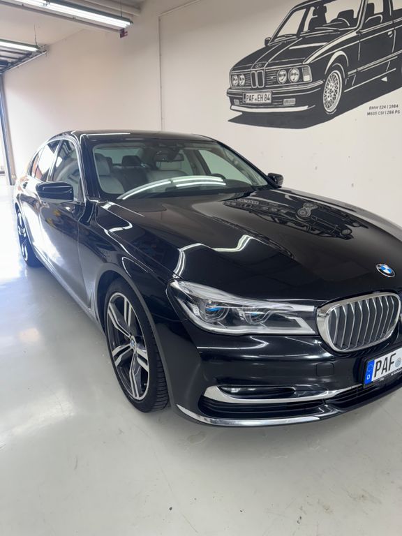 Bild des Angebotes BMW 730Ld headup/keylesgo/8fach  VOLL