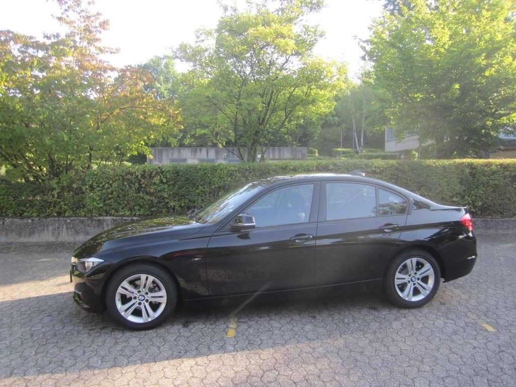 Bild des Angebotes BMW 316i F30 Sport Limousine I.Hand/2tkm/Neuwagen!!!