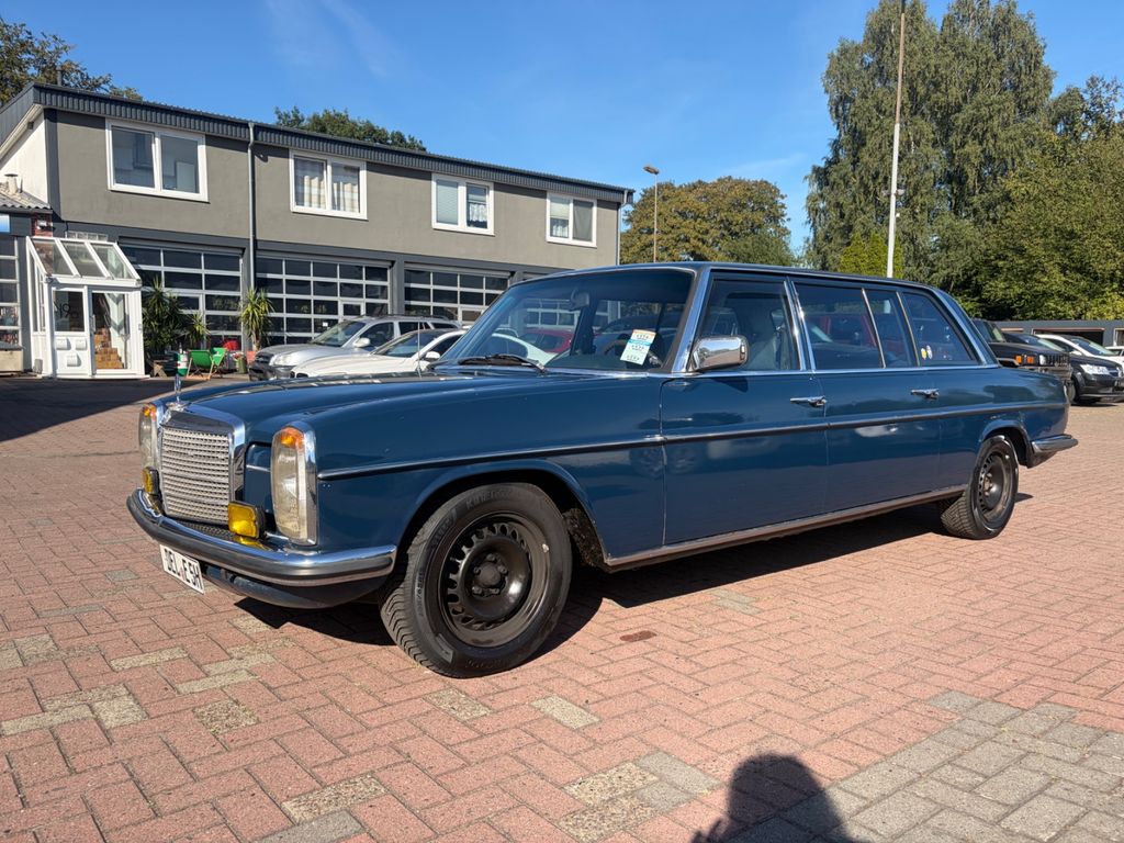 Bild des Angebotes Mercedes-Benz 240 D Lang*Strich 8*hier kommt keiner zu kurz /8