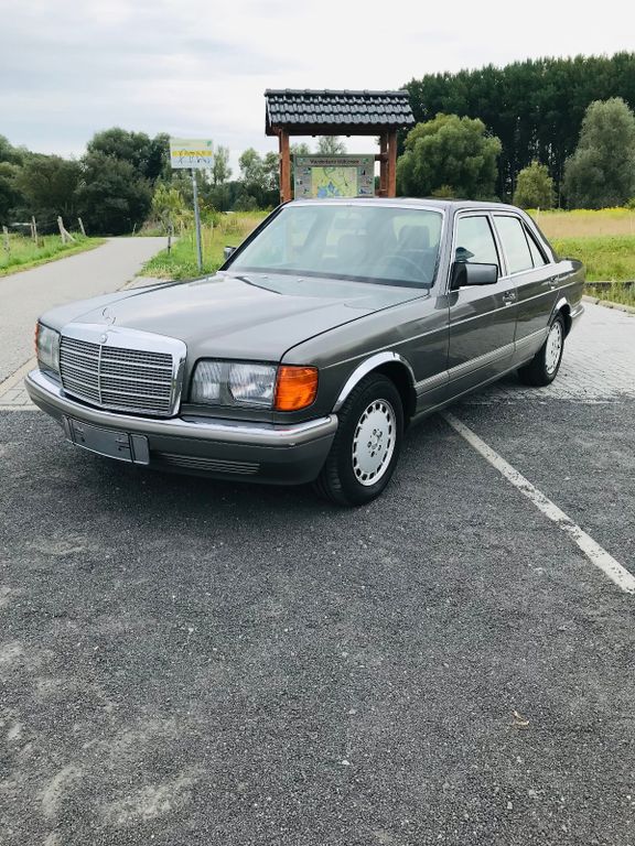 Bild des Angebotes Mercedes-Benz S 260 W126, Oldtimer, Automatik, Schiebedach