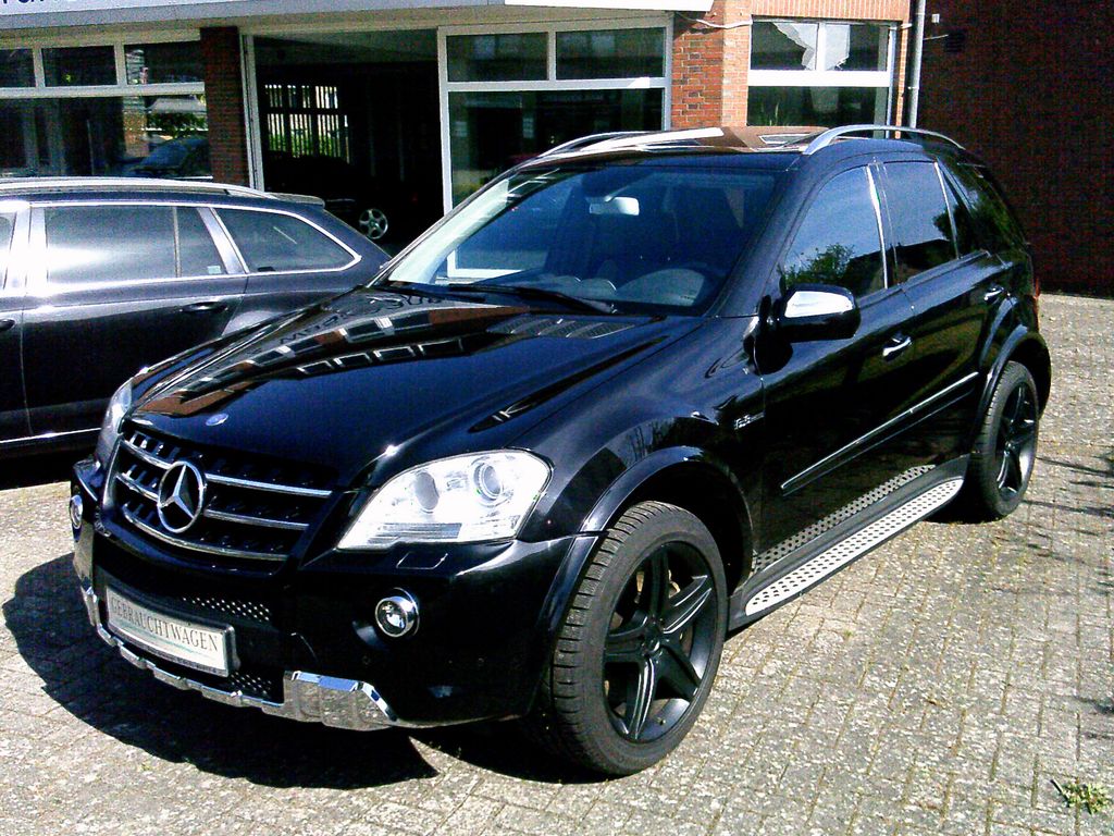 Bild des Angebotes Mercedes-Benz ML 63 AMG 4MATIC  AHK,Standh.,
