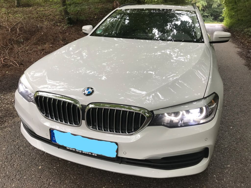 Bild des Angebotes BMW 520d Tour. Panorama D. Navi AHK Sehr GepflegtTOP