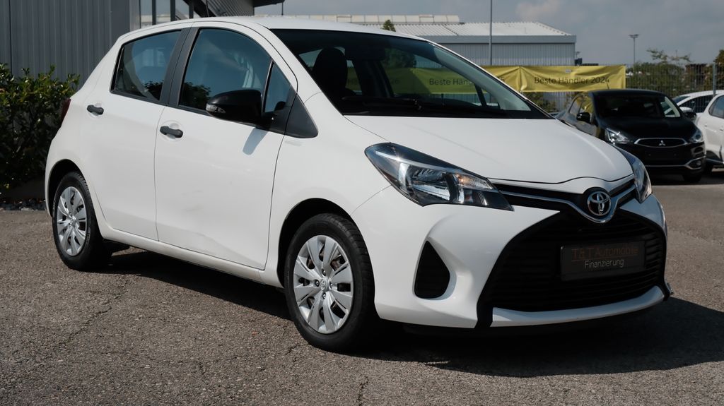 Bild des Angebotes Toyota Yaris Klima Radio ZV m FB EURO 6 Winterreifen