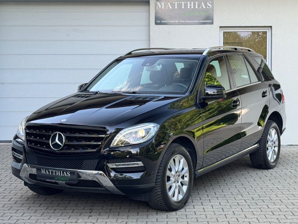 Bild des Angebotes Mercedes-Benz ML 250 CDI BlueTec 4Matic EU6/AHK/VollLeder/Bi-X