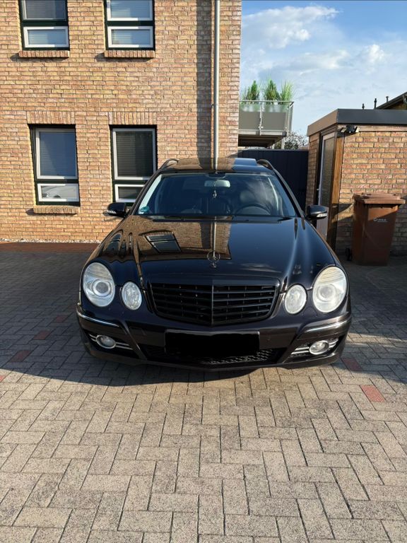 Bild des Angebotes Mercedes-Benz E 280 T AVANTGARDE Avantgarde