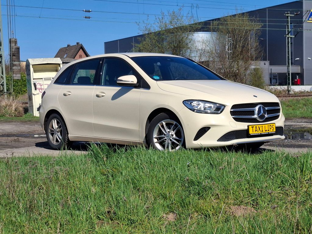Bild des Angebotes Mercedes-Benz B 180d- TAXI - PDC - KAMERA - Finanzierung 4,99%